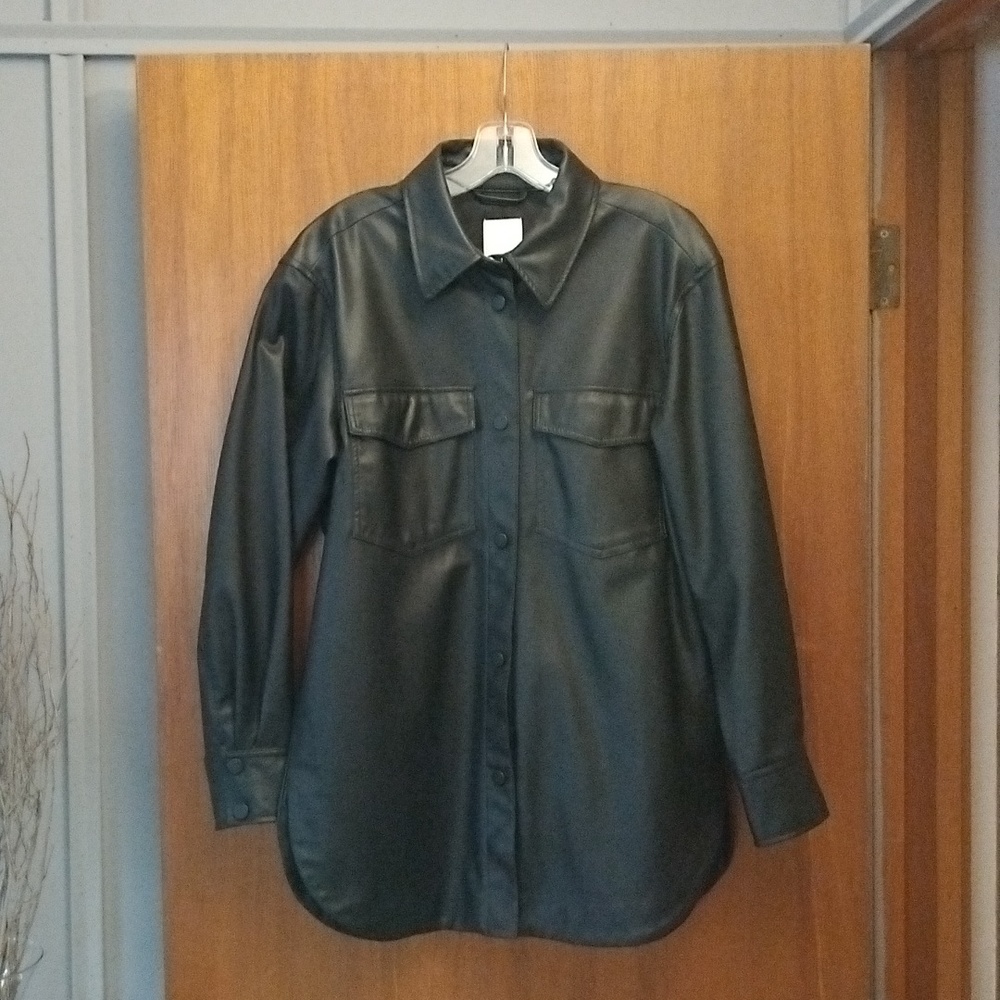 H&M Black Faux Leather Shacket Size Small
